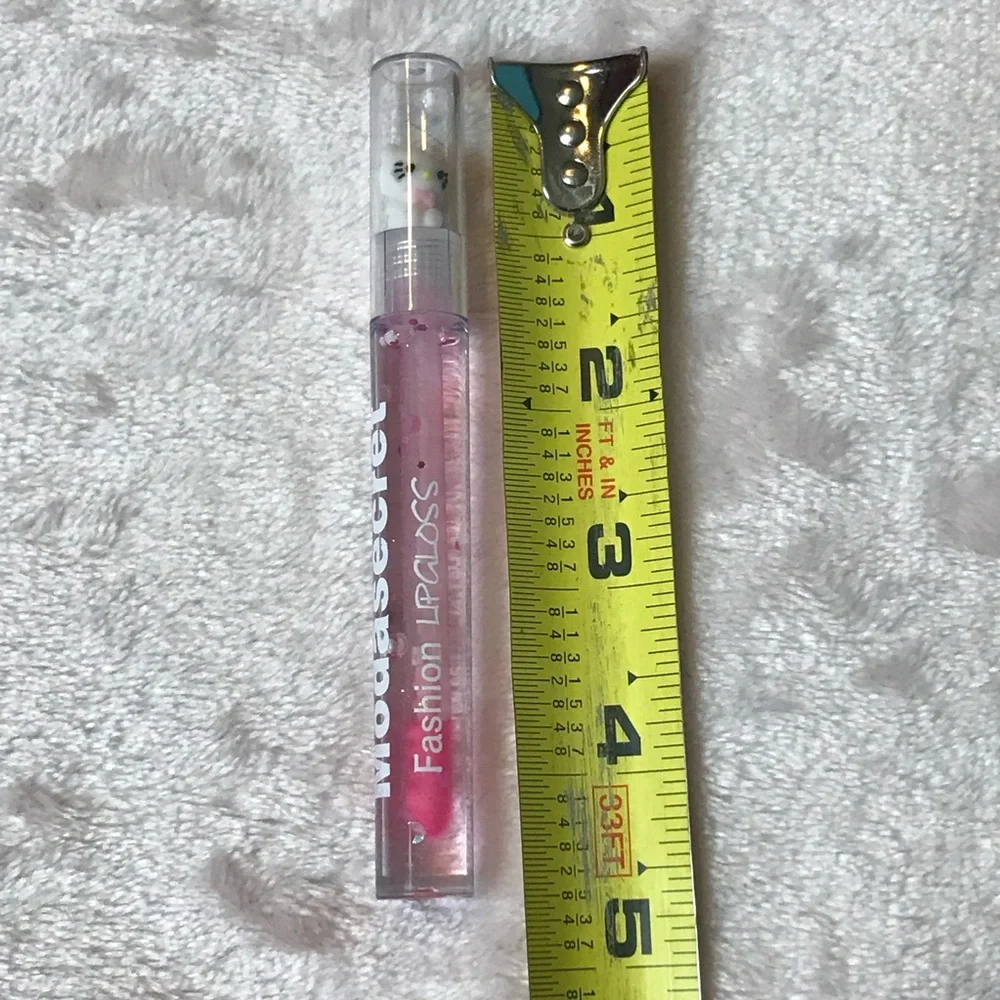 ✨✨5/$10✨✨ Moda Secret Hello Kitty Character Sanrio Figure Fashion Lip Gloss New